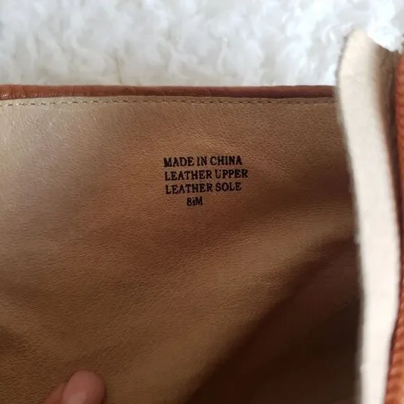 Michael Kors tan scalloped leather ankle boots sz 8.5 - Picture 7 of 7